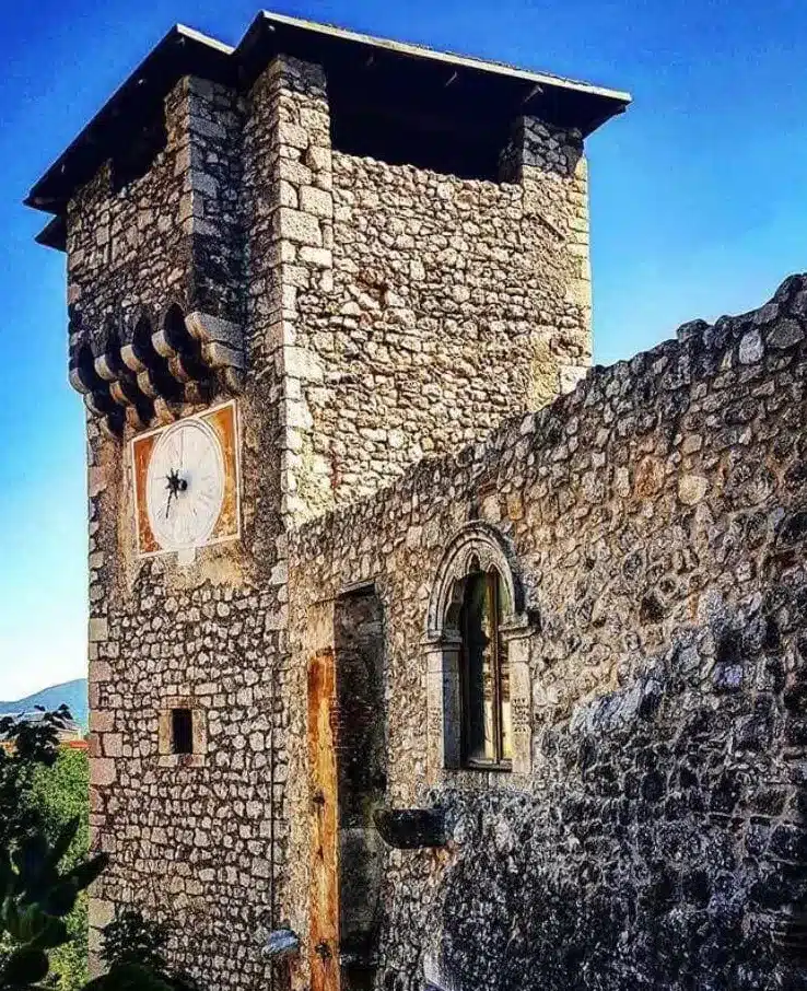 Fontecchio torre dell orologio Fontecchio torre dell orologio